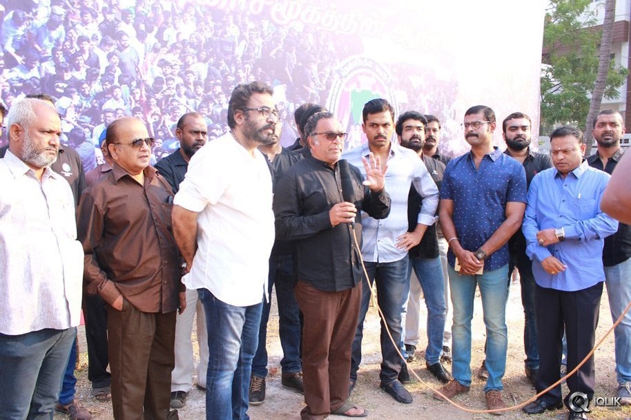 Tamil-Actors-Protest-For-Jallikattu